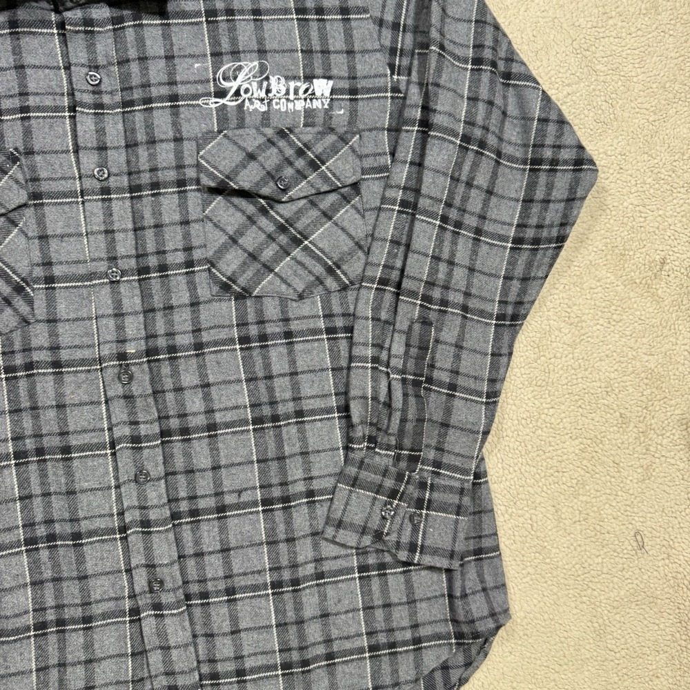 Lowbrow Art Company Shirt Mens Medium Plaid Button-Up Flannel Low Life Skull NEW - Picture 12 of 16